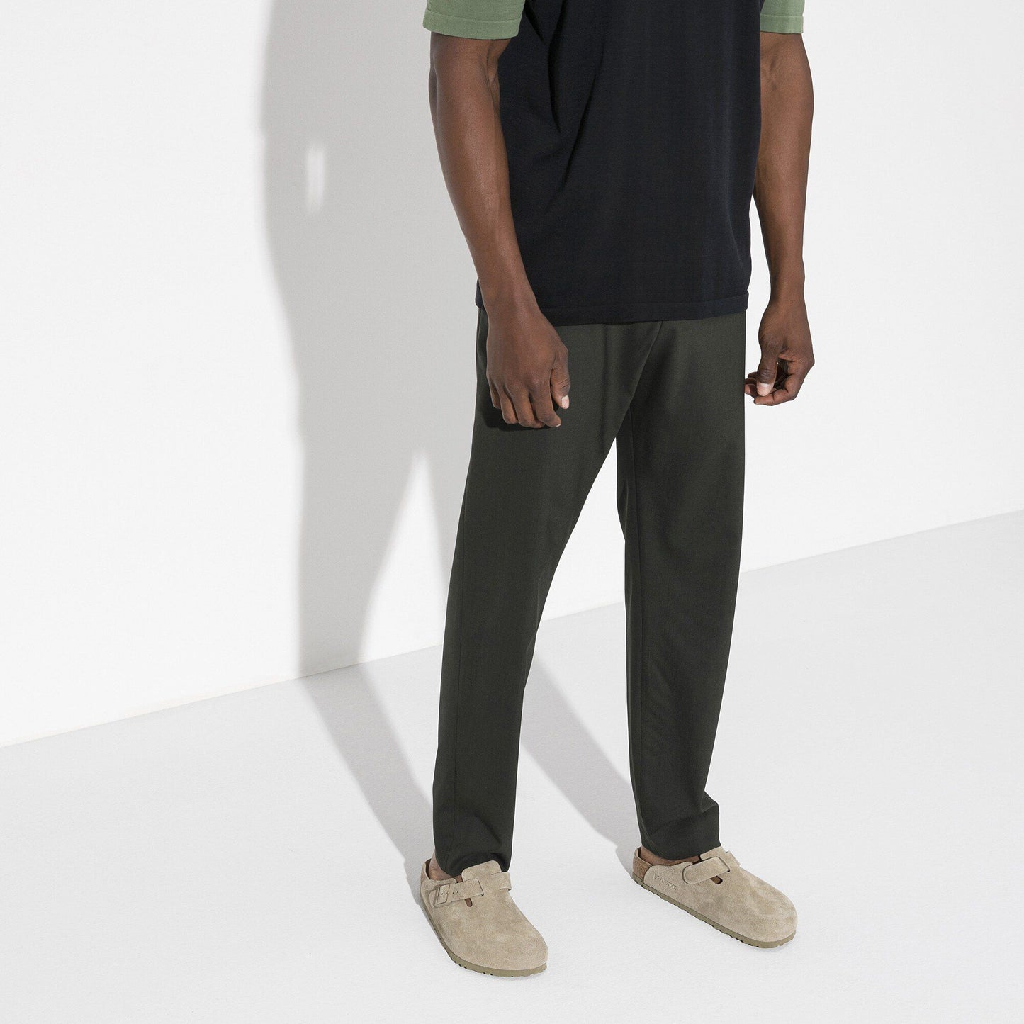 BIRKENSTOCK Boston Suede Khaki
